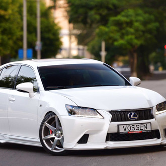 Body Kit + Vossen Forged Rims Giving Lexus GS a Sporty Look
