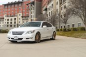 Drop of Luxury: Lexus LS460 Complemented With Bronze Custom Wheels by Niche