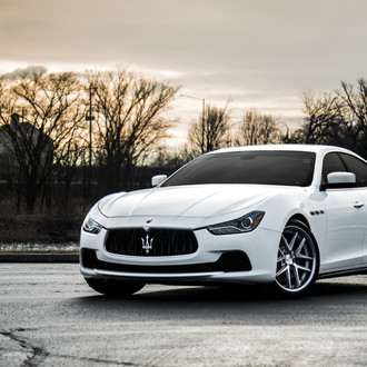 Aftermarket Projector Headlights on White Maserati Ghibli - Photo by Rohana Wheels