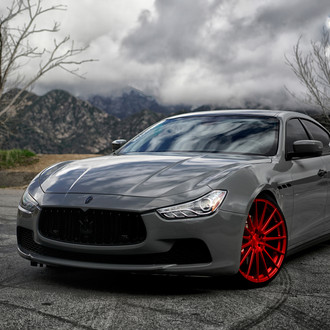 Blacked Out Grille on Gray Maserati Ghibli - Photo by Avant Garde Wheels