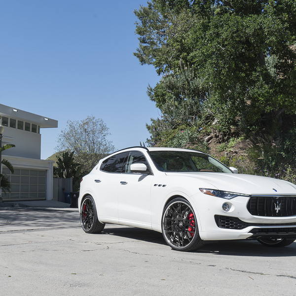 Aftermarket Bumper Guard on White Maserati Levante - Photo by Forgiato