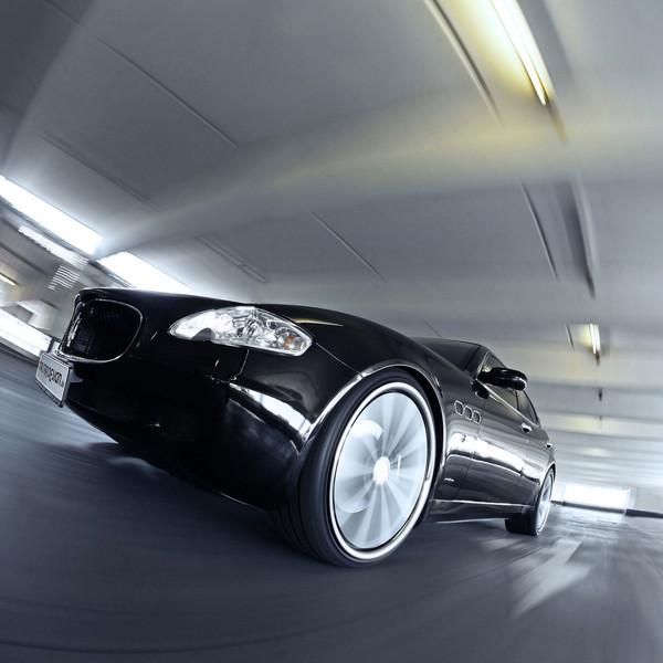Black Maserati Quattroporte with Vossen Wheels - Photo by Vossen