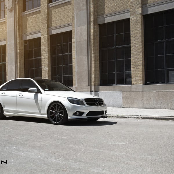 White Mercedes C Class with Black Grile - Photo by Vossen