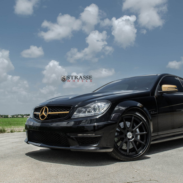 Crystal Clear Headlights on Black Mercedes C-Class - Photo by Strasse Forged