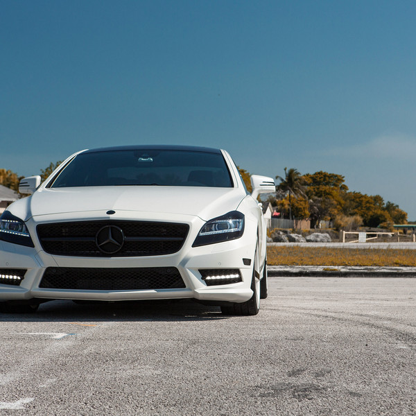 White Mercedes CLS with Blacked Out Grille - Photo by Vossen
