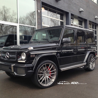 Vintage Never Dies - G-Wagen on Classy Aftermarket Wheels - Photo by ADV.1