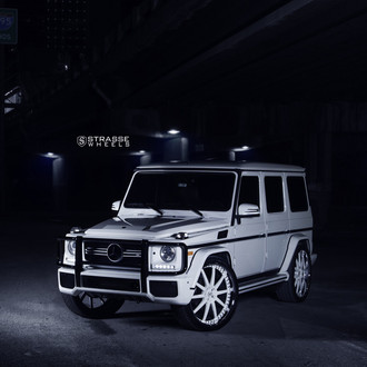 White Mercedes G-Class with Custom Front Bumper - Photo by Strasse Forged