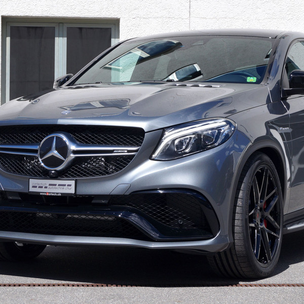 Mercedes GLE with Custom Front Bumper Cover - Photo by Vossen