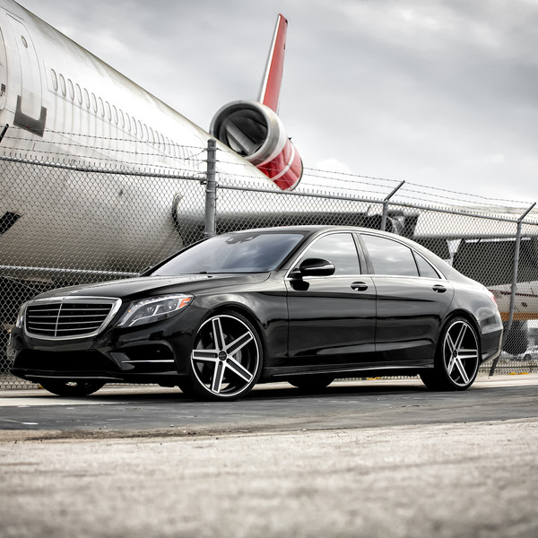 Mercedes S-Class on Aftermarket Rims - Photo by Exclusive Motoring