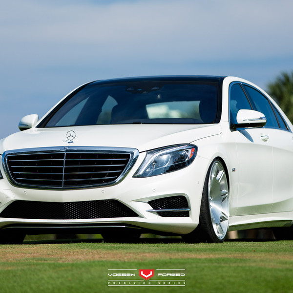 Custom White Mercedes S Class V8 on Vossen Rims - Photo by Vossen