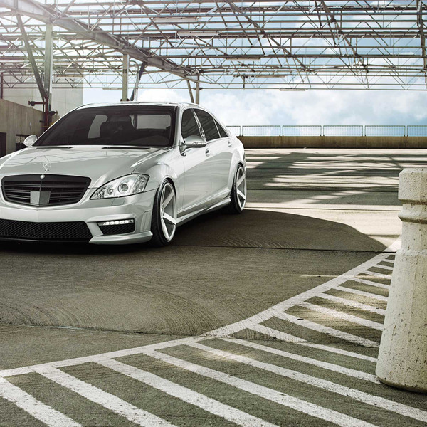 Silver Mercedes S Class with Blacked Out Grille - Photo by Vossen