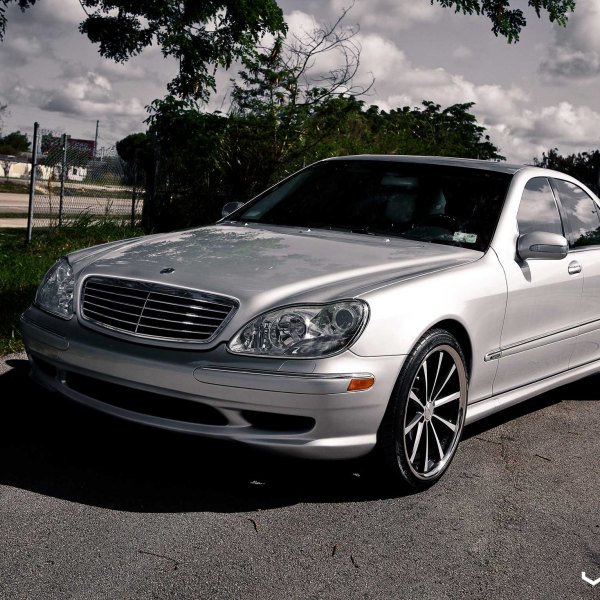 Silver Mercedes S Class with Projector Headlights - Photo by Vossen