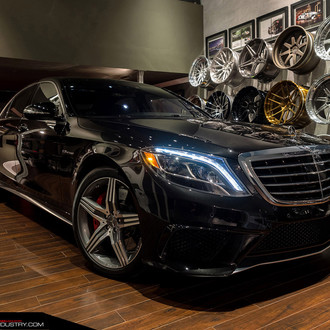 Men's World Icon - Mercedes S-Class - Photo by ADV.1