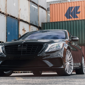 Black Mercedes S550 AMG - Photo by Avant Garde