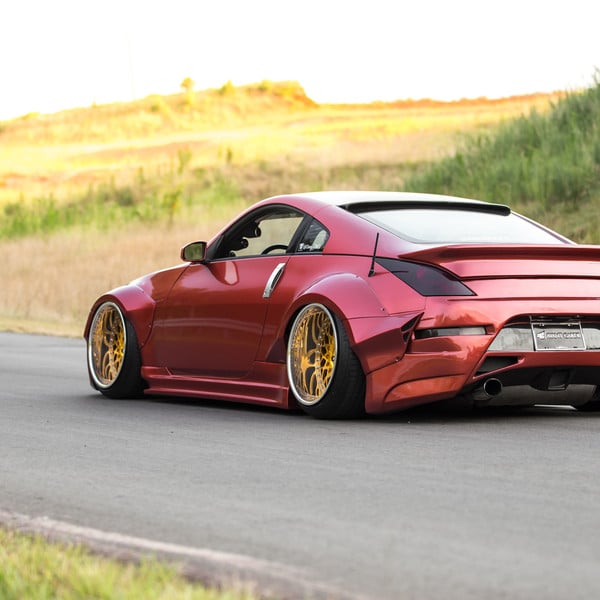 Custom Style Rear Spoiler on Red Nissan 350Z - Photo by Avant Garde Wheels