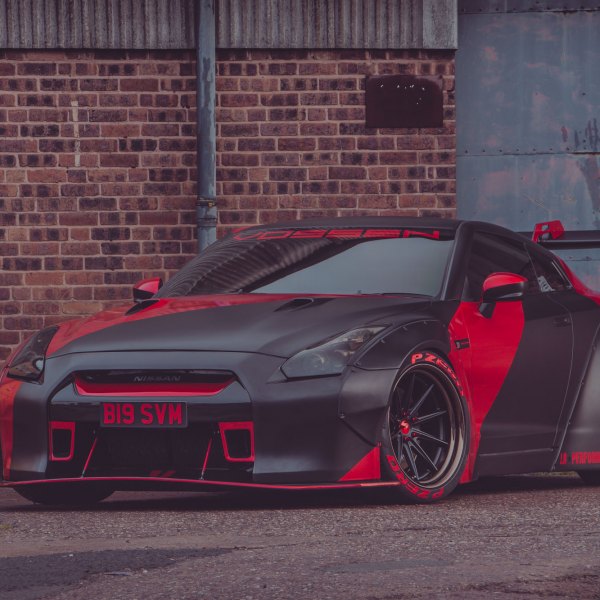 Devilish Rival - Track Spec Nissan GT-R With a Full Body Kit - Photo by Vossen