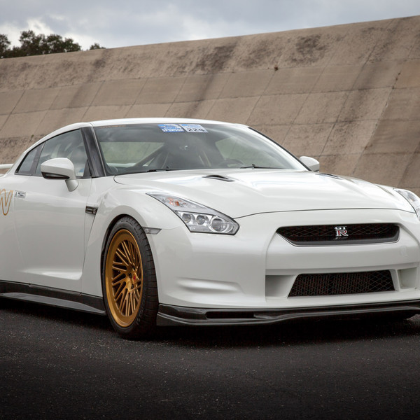 White Nissan GT-R with Custom Body Kit - Photo by Vossen