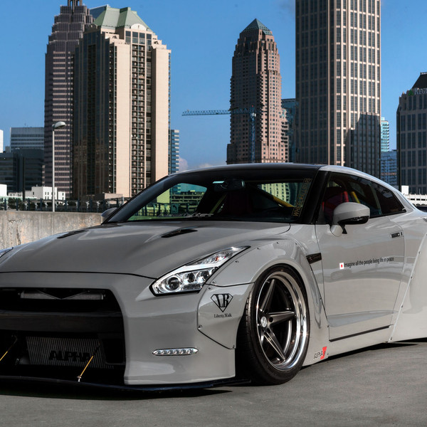 Liberty Walk Performance Overfenders on a GT-R - Photo by Vossen