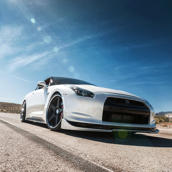 Custom Painted Front Lip on White Nissan GT-R - Photo by ADV.1