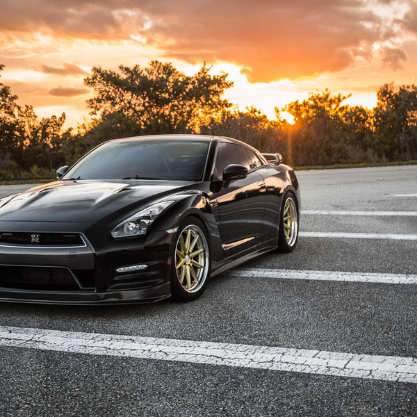 Custom Body Kit on Black Nissan GT-R - Photo by Vossen