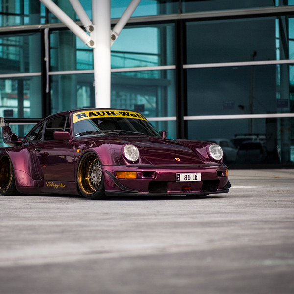 Purple Porsche 911 with Aftermarket Body Kit - Photo by Avant Garde Wheels
