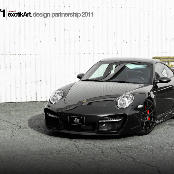 Crystal Clear Halo Headlights on Black Porsche 911 - Photo by ADV.1