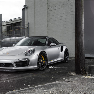 Front Bumper with LED Lights on Silver Porsche 911 - Photo by ADV.1