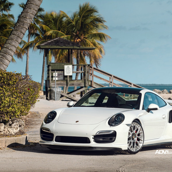 Dark Smoke Halo Headlights on White Porsche 911 - Photo by ADV.1