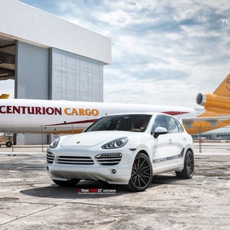 MC Customs' Distinct Touches On White Porsche Cayenne
