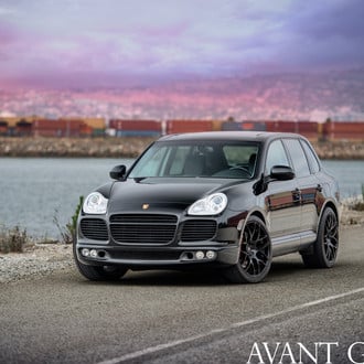 Black Cayenne Turbo with TechArt Lip and Avant Garde Rims - Photo by Avant Garde