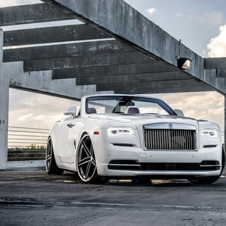 Screaming of Luxury: White Rolls Royce Dawn Gets Custom Chrome Grille