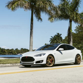 White Tesla Model S Custom Front Lip - Photo by Niche