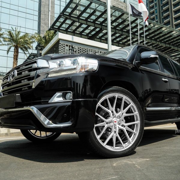 Black Toyota Land Cruiser with Chrome Accents - Photo by Vossen