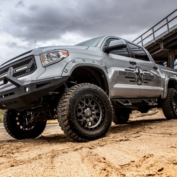 ICI Magnum Front Bumper on Gray Lifted Toyota Tundra - Photo by Black Rhino