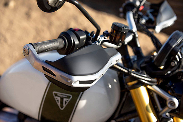 Kuryakyn® - Metric And Gold Wing Catalog 2018