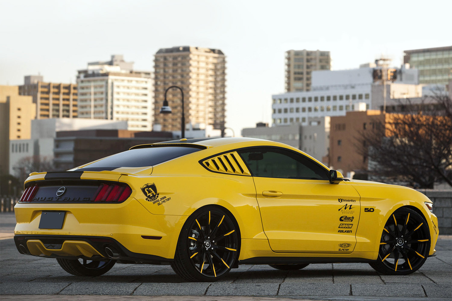 CSS-15 on Ford Mustang