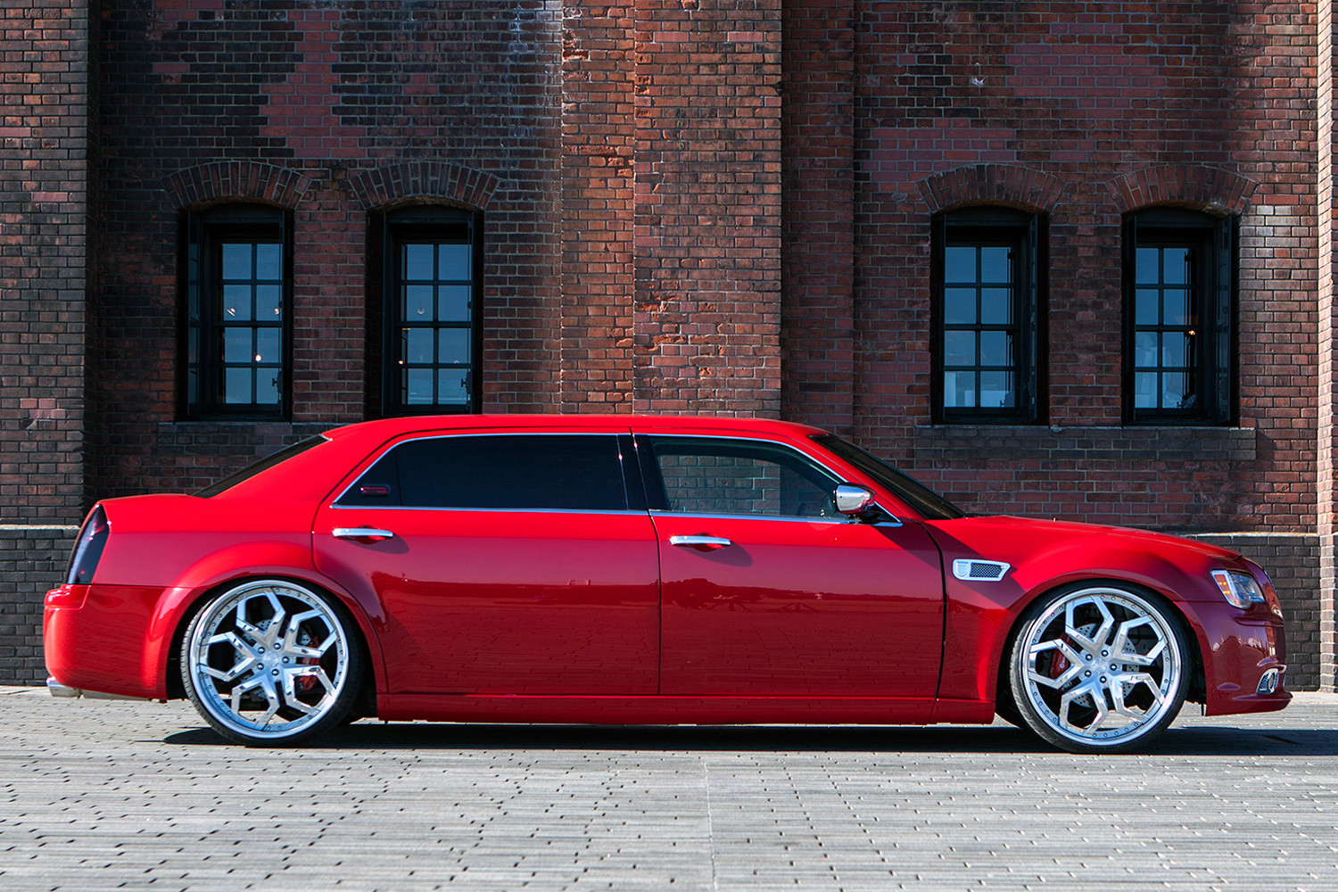 HYDRA on Chrysler 300C