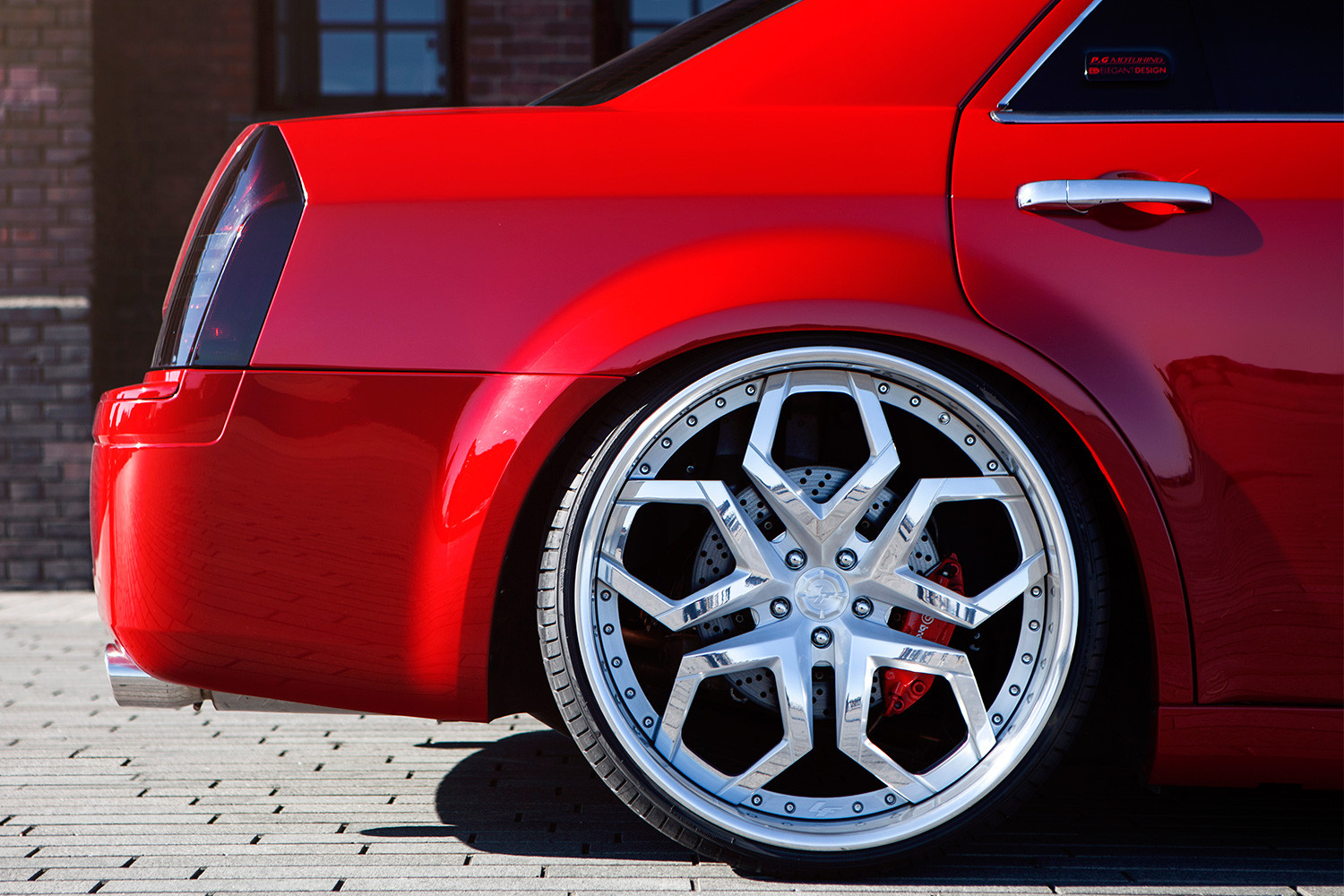 HYDRA on Chrysler 300C