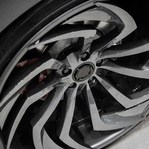 Lexani® - Carbon Fiber Finish on Bentley Continental