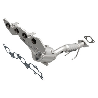 MagnaFlow® - Direct Fit OEM Grade Catalytic Converter with Header