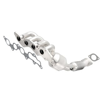MagnaFlow® - OEM Grade Exhaust Manifold with Integrated Catalytic Converter