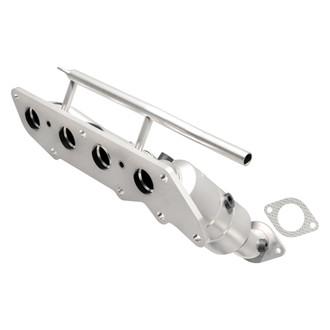 MagnaFlow® - OEM Grade Exhaust Manifold with Integrated Catalytic Converter
