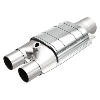 MagnaFlow® - OEM Grade Universal Fit Oval Body Catalytic Converter