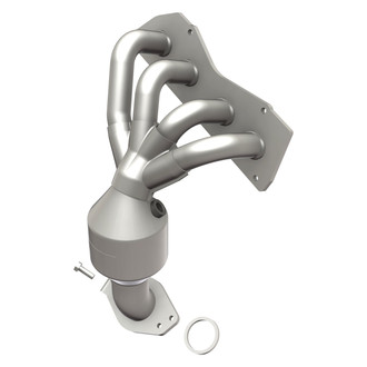 MagnaFlow® - Direct Fit OEM Grade Catalytic Converter with Header