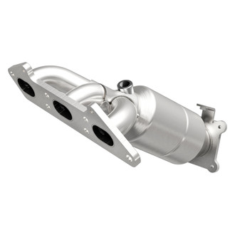 MagnaFlow® 52130 - OEM Grade Exhaust Manifold with Integrated Catalytic Converter