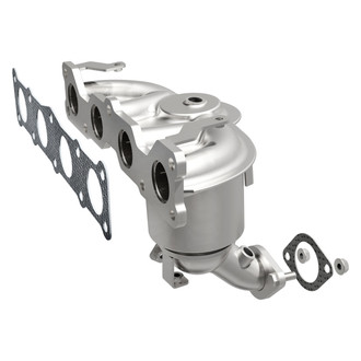 MagnaFlow® - OEM Grade Exhaust Manifold with Integrated Catalytic Converter
