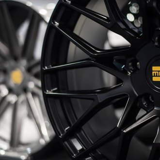 MOMO® - RF 20 Gloss Black