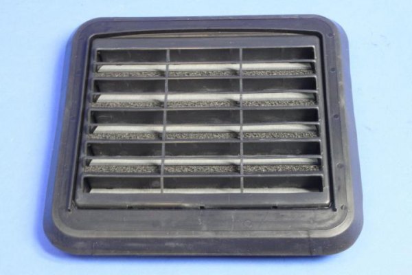 Mopar® - Rear Interior Quarter Panel Air Vent Grille