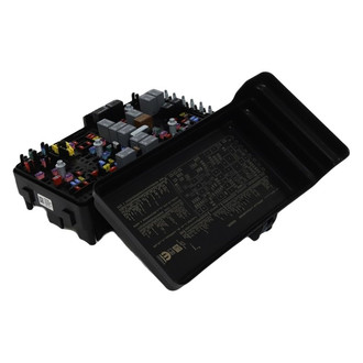 Mopar® - Fuse and Relay Center