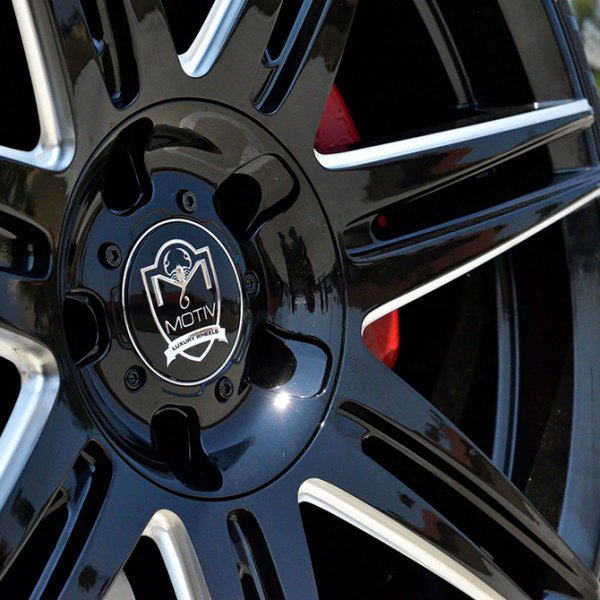 MOTIV® - 414BM Modena Gloss Black Milled Accents on Mercedes Benz